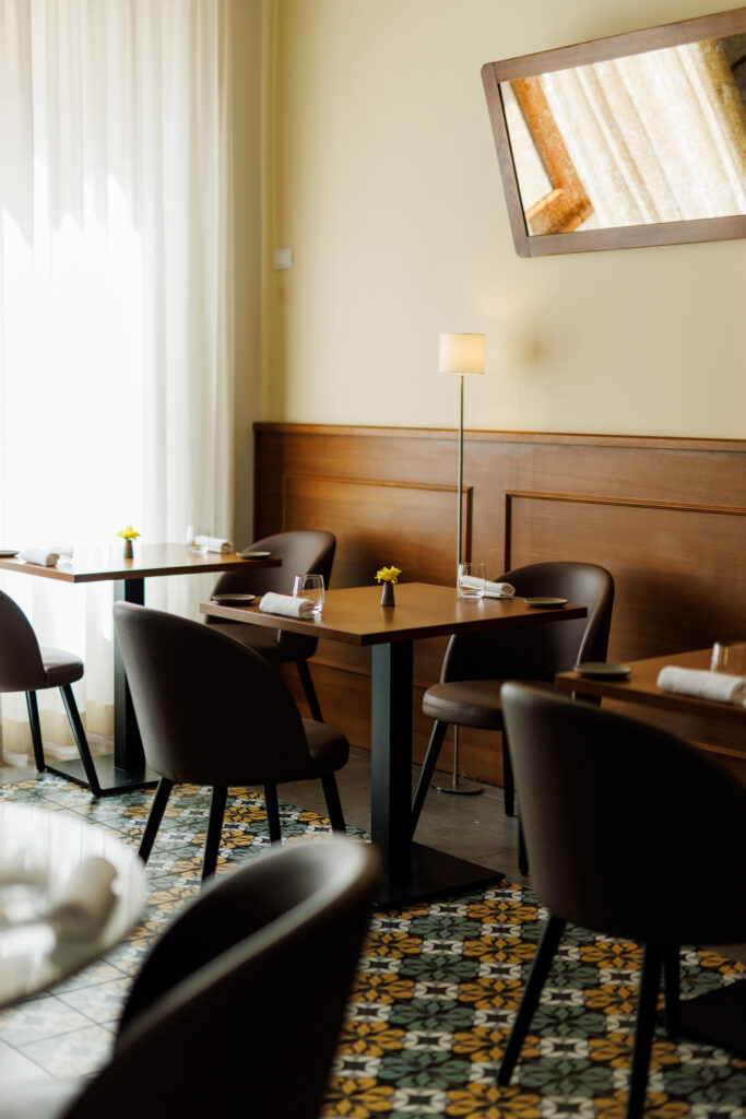 Bistrot64